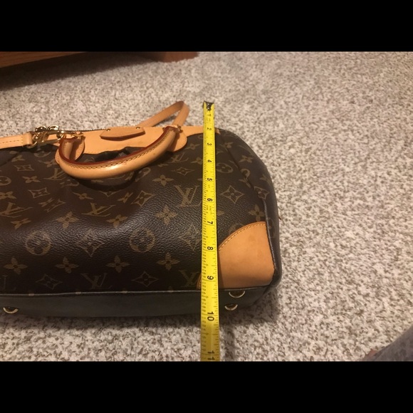 Louis Vuitton bags - Picture 9 of 12